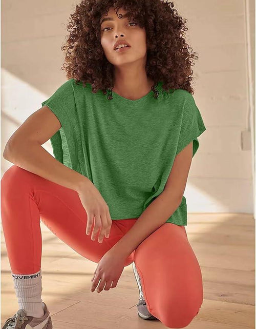 Load image into Gallery viewer, HUEOBIR Women's Backless Loose Workout Yoga T-Shirt Watercress Green Size L
