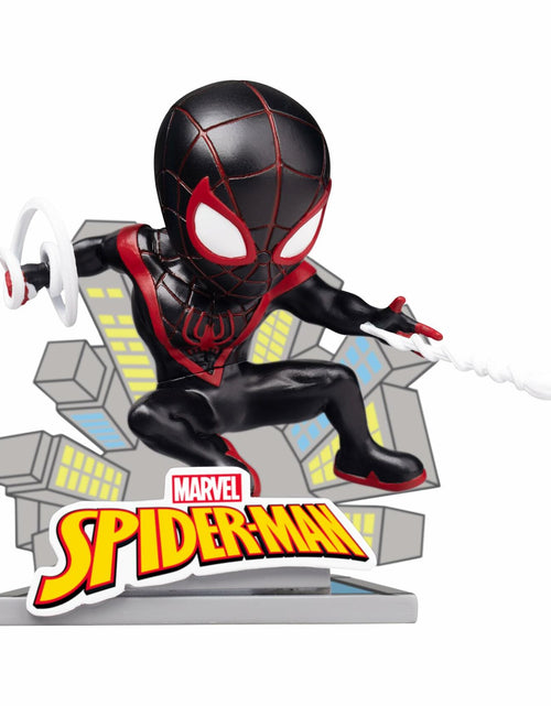 Load image into Gallery viewer, YuMe Marvel Spider Man Attack Action Figure Vinyl Toy Single Pack
