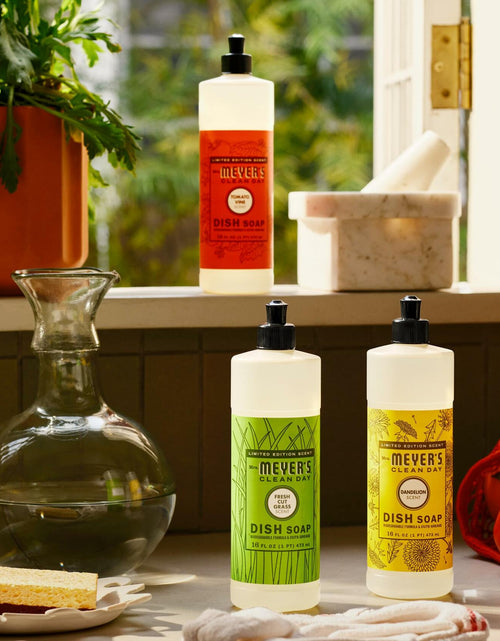 Load image into Gallery viewer, Mrs. MEYER'S CLEAN DAY Liquid Dish Soap Dandelion Scent 16oz Bottle
