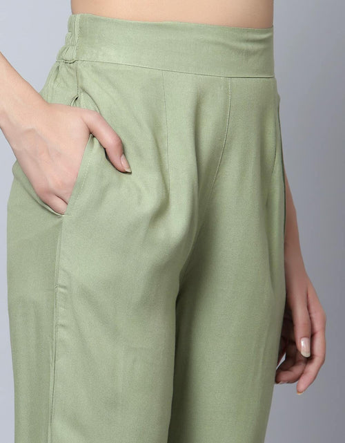 Load image into Gallery viewer, [Like New] Bani Women Rayon Embroidered Kurta Pant Dupatta Set Green Size XX-Large
