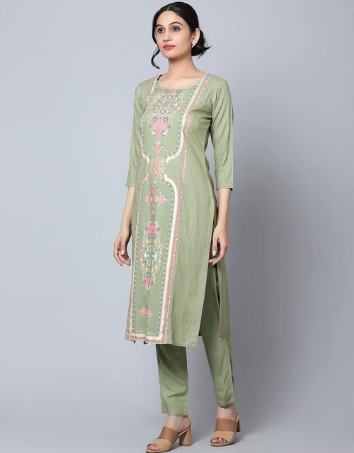 Load image into Gallery viewer, [Like New] Bani Women Rayon Embroidered Kurta Pant Dupatta Set Green Size XX-Large
