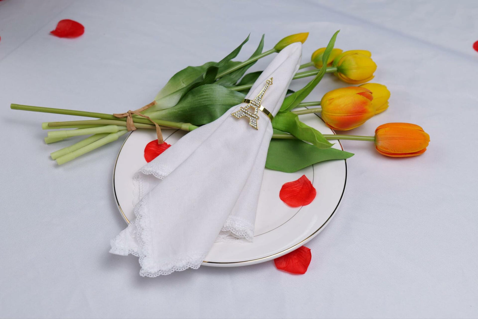 Cloth Dinner Napkins with Lace - Linen Rayon Cotton Blend -White