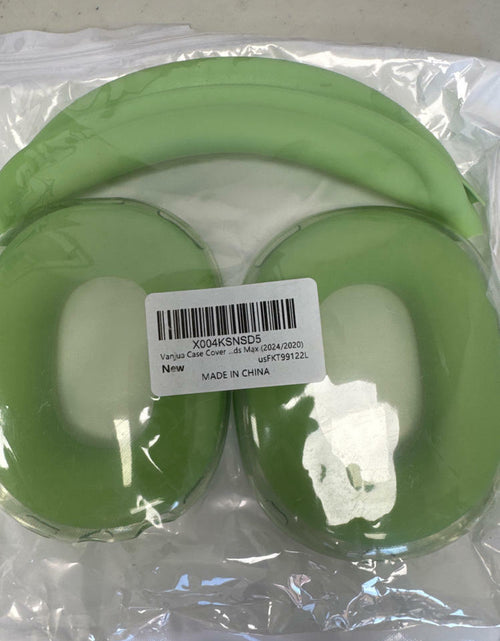 Load image into Gallery viewer, Vanjua AirPods Max Case Cover 3-in-1 Silicone Clear Cactus Color 2024/2020
