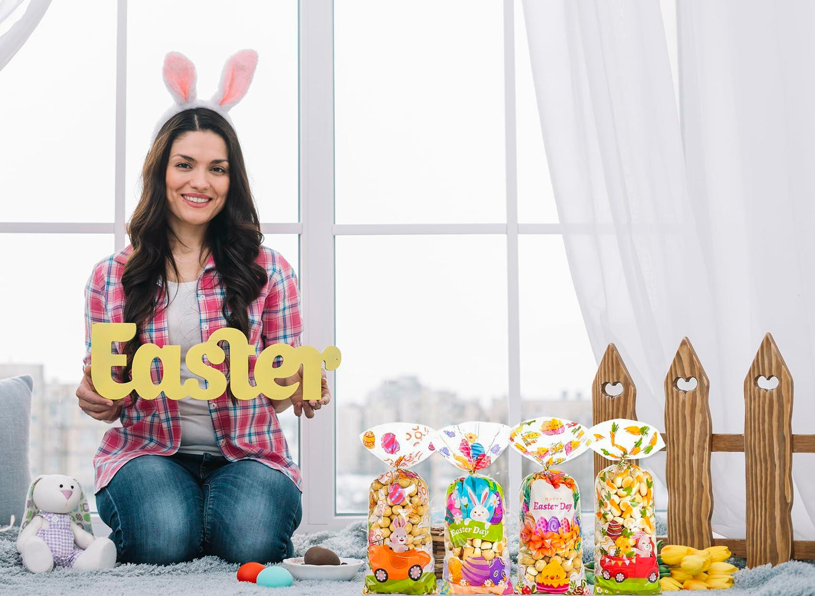 ABTOLS 100PCS Easter Cellophane Treat Bags Colorful Plastic Bunny 7x10in