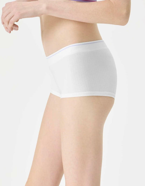 Load image into Gallery viewer, florence by mills Cozy Crush Seamless Boyshort White Size XS
