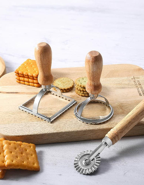 Load image into Gallery viewer, AKOAK Cookie Pizza Lace Knife Wheel Pastry Mold Zinc A-01 1 Pack
