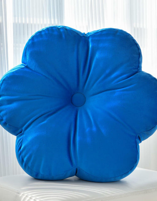 Load image into Gallery viewer, Xuyier Flower Shaped Velvet Throw Pillow 15in Black Floral Modern Decor
