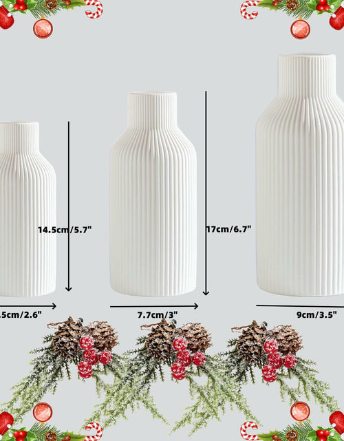 Load image into Gallery viewer, Brighomrom Christmas Ceramic Vases Set of 3 White Ribbed Pineflower Rings
