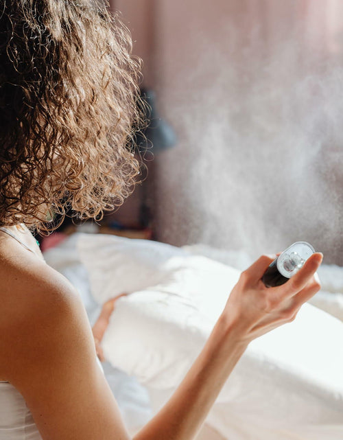 Load image into Gallery viewer, Kingsmile Nano Mist Sprayer Portable Face Humidifier Black 30ML

