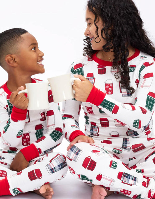 Load image into Gallery viewer, HonestBaby Organic Cotton Family Holiday Pajamas Size 24 Months
