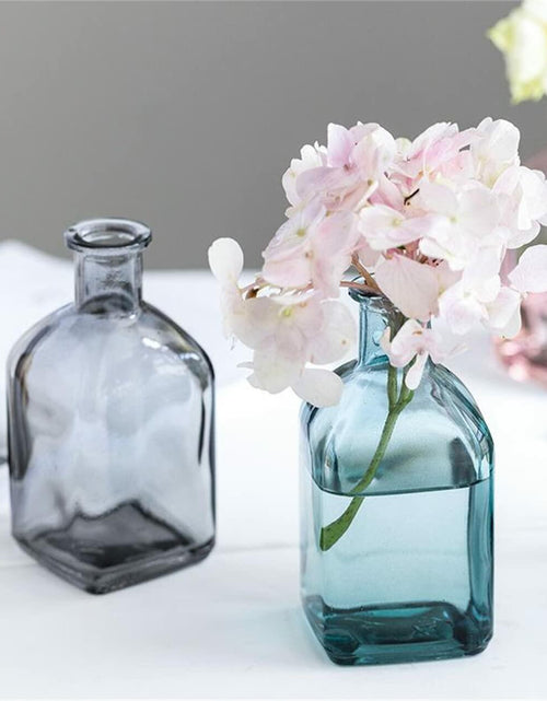 Load image into Gallery viewer, SHUILING Clear Bud Glass Vases 2 Sets Small Colorful Flower Vases Green
