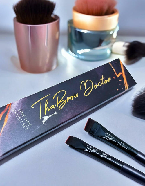 Load image into Gallery viewer, THABROWDOCTOR Makeup Brush Set 2pc Angled Flat Edge Synthetic Black White
