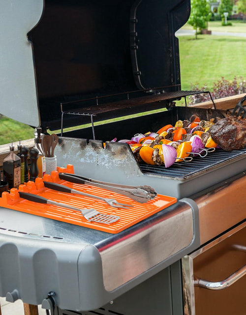 Load image into Gallery viewer, Glesalw Silicone Griddle Tool Mat &amp; Meat Shredder Claws BBQ Set Orange
