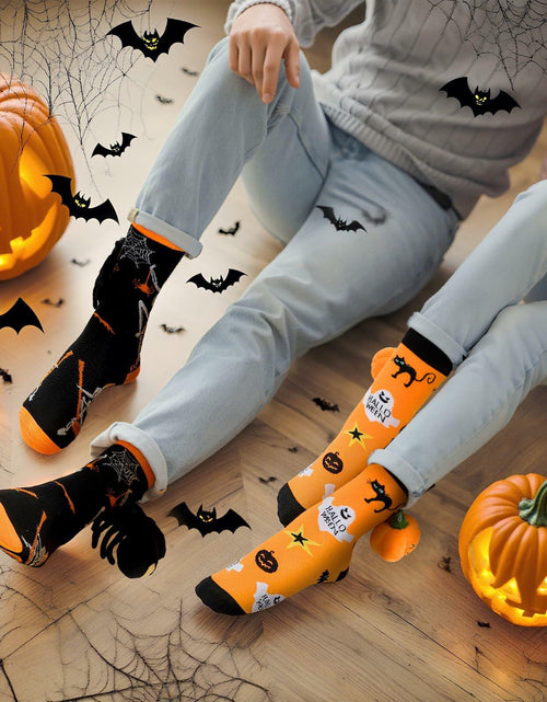 Load image into Gallery viewer, ShinyMatch Halloween 3D Pumpkin Spider Crew Socks 2 Pairs One Size  Multicolor
