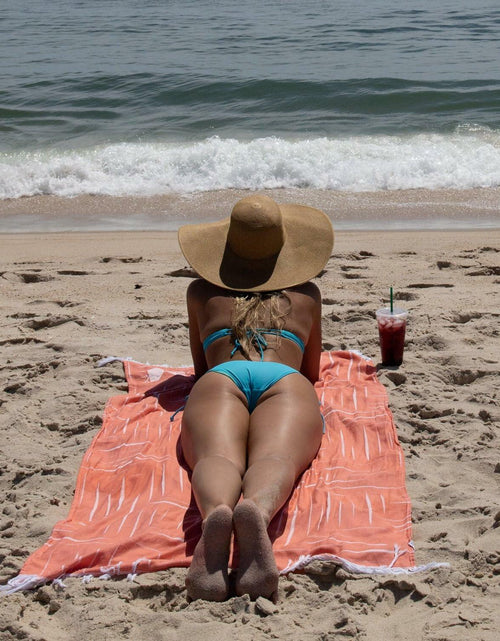 Load image into Gallery viewer, Mosobam Soft Fouta Peshtemal 35x70 Living Coral Lightweight Bamboo Towels
