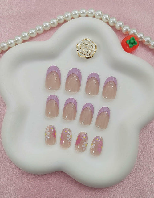 Load image into Gallery viewer, YOJIATOP Summer Press On Nails Short Oval Flower Design Purple Nude 24Pcs
