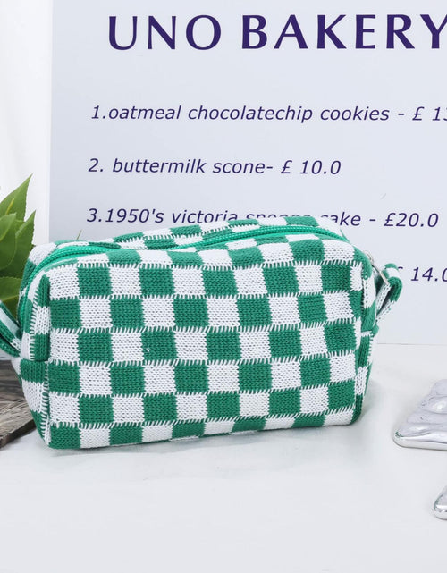 Load image into Gallery viewer, GUTGNK 2-Pack Large Checkered Knitted Makeup Bags Cosmetic Pouch Green White
