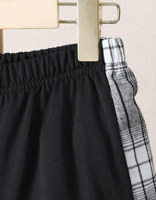 Load image into Gallery viewer, FERWANG Boys 2PC Plaid Hoodie &amp; Jogger Set Black Size 5-6 Years

