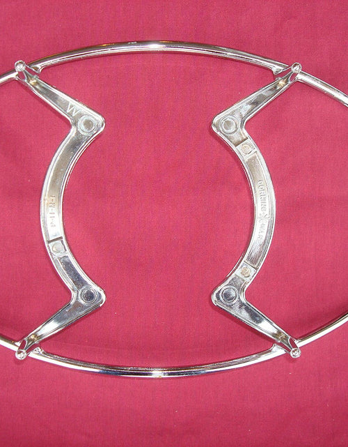Load image into Gallery viewer, CorningWare Cradle P-11-M-1 Chrome Saucepan Holder Fits 1-1.75 Qt
