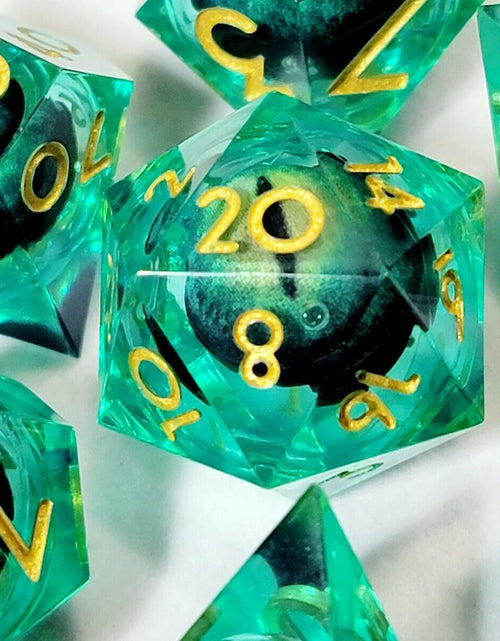 Load image into Gallery viewer, Maywin Dungeons &amp; Dragons Liquid Core Dragon Eye Polyhedral Dice Set. Green
