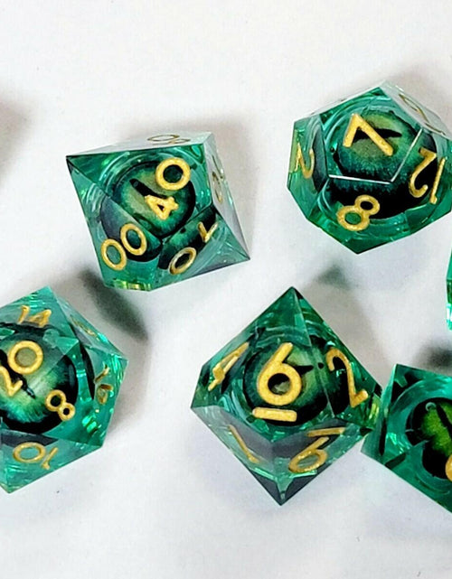 Load image into Gallery viewer, Maywin Dungeons &amp; Dragons Liquid Core Dragon Eye Polyhedral Dice Set. Green
