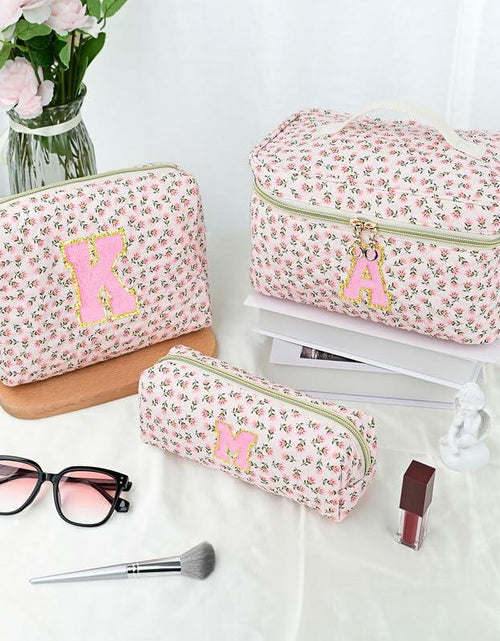 Load image into Gallery viewer, DOSUKE 3 PCS Travel Makeup Bag Set Floral Quilted Cotton Flower
