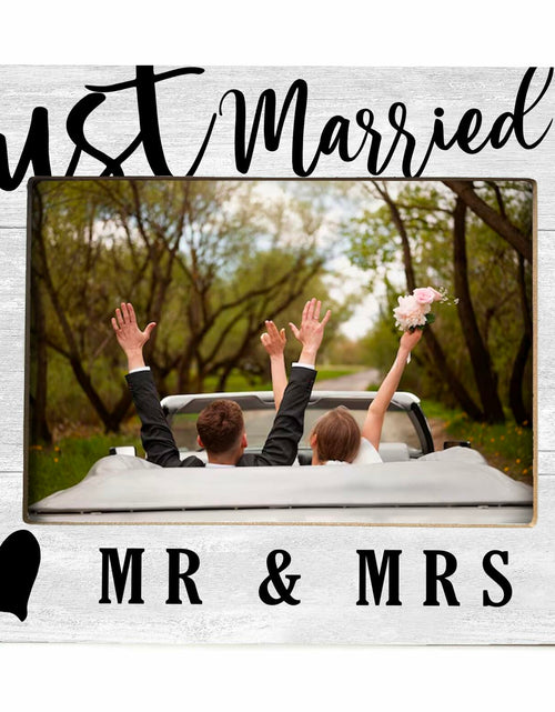Load image into Gallery viewer, XDFVL Just Married Wedding Photo Frame Black 8x10 Horizontal
