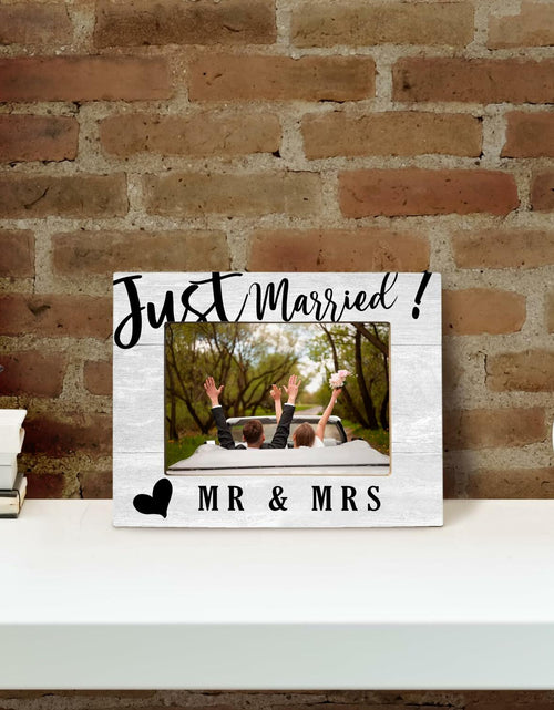 Load image into Gallery viewer, XDFVL Just Married Wedding Photo Frame Black 8x10 Horizontal
