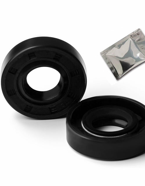 Load image into Gallery viewer, Yethuanru 2PCS 17x26x7mm Black Double Lip Oil Seal Nitrile Rubber with Spring
