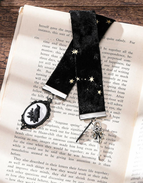 Load image into Gallery viewer, Berirexrion Fantasy Dragon Sword Bookmarks 2 PCs Black Metal Velvet Ribbon
