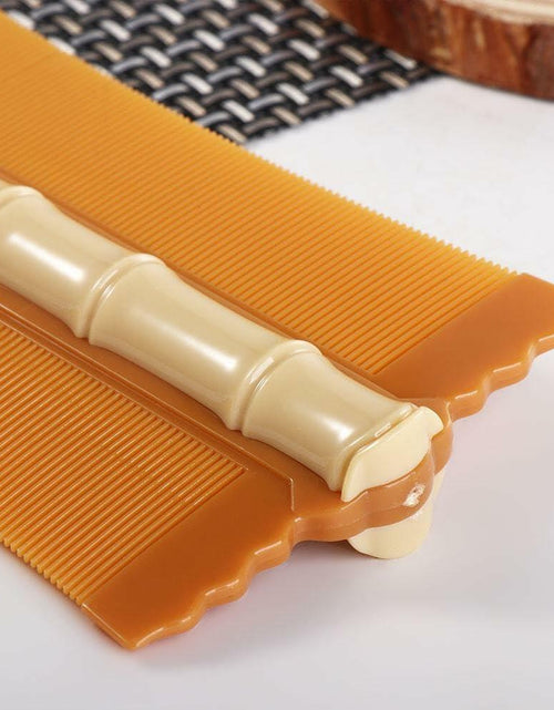 Load image into Gallery viewer, Green Double-Sided Anti-Static Hair Comb Fine Tooth with Handle Styling Tool
