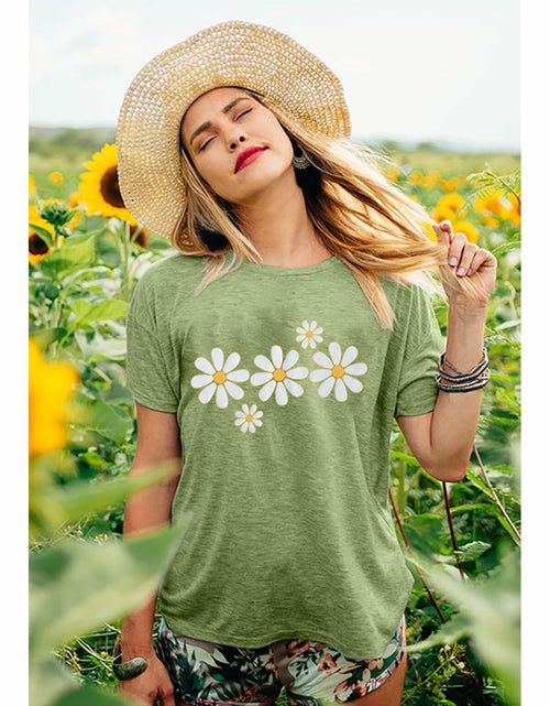 Load image into Gallery viewer, LUKYCILD Daisy Graphic Short Sleeve Summer Shirt Top Green Size M

