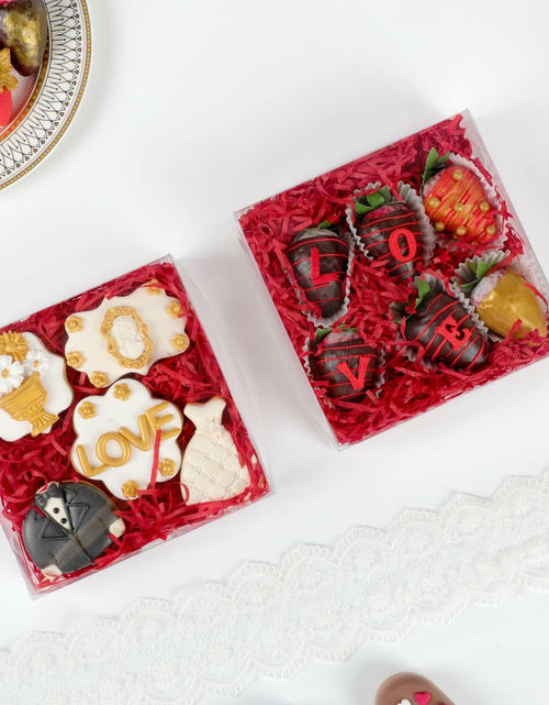 Load image into Gallery viewer, RomanticBaking 20 Pack 6x6x2in Clear Window Cookie Boxes PET Material
