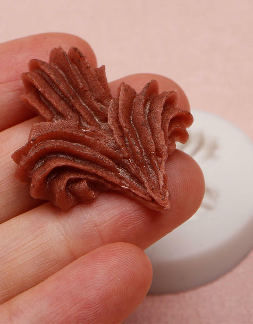 Load image into Gallery viewer, Heart Shaped Silicone Chocolate Mold Rose Flower Fondant Cake Decor 2pc
