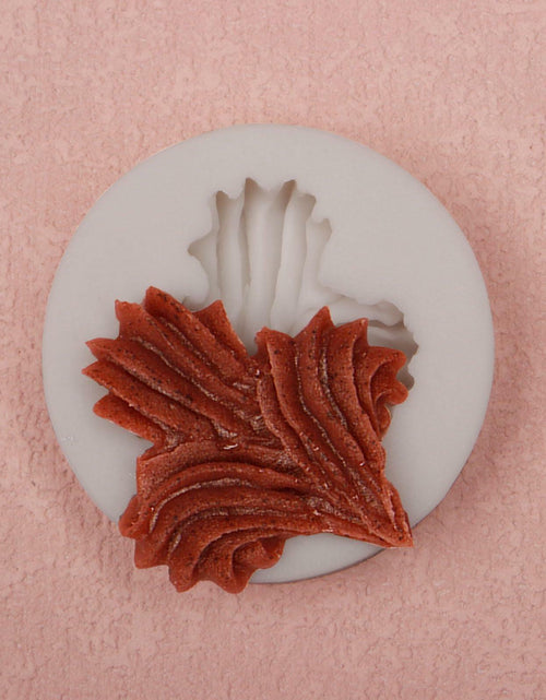 Load image into Gallery viewer, Heart Shaped Silicone Chocolate Mold Rose Flower Fondant Cake Decor 2pc
