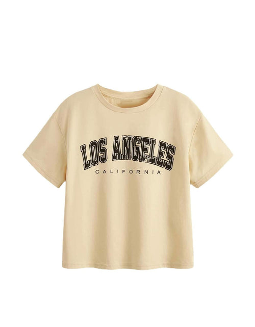 Load image into Gallery viewer, WDIRARA Girls Strawberry Graphic T-Shirt Crewneck Short Sleeve Apricot 12Y
