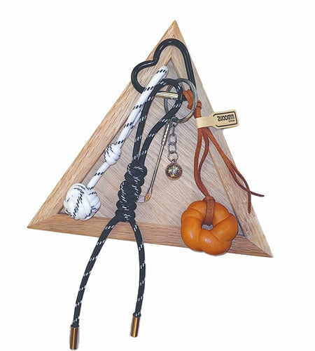 ZWOOGYM Handwoven Knot Charm Golf Club Bag Accessory Black White Green Brown