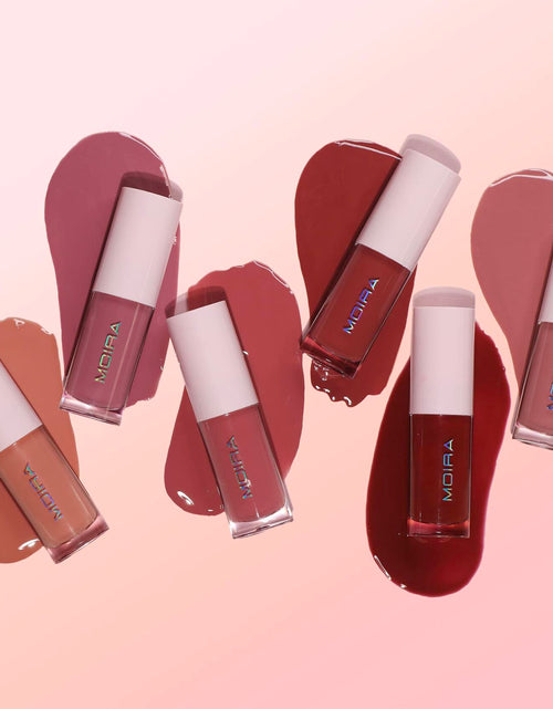 Load image into Gallery viewer, Moira Glow Getter Hydrating Lip Oil (014, Honey Boo)
