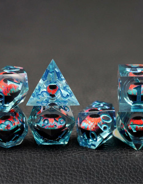 Load image into Gallery viewer, Maywin Dungeons &amp; Dragons Liquid Core Dragon Eye Polyhedral Dice Set
