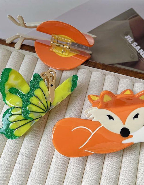 Load image into Gallery viewer, QGMZTNL Snail Gripper Acetate Hair Clip Animal Pattern Fashion Accessory
