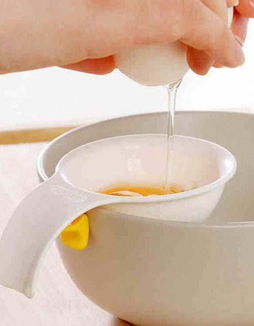 Load image into Gallery viewer, WsjiaboFux White Egg Yolk Separator Plastic Strainer for Baking 1 Count
