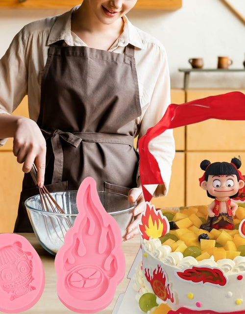 Load image into Gallery viewer, ICNYEKl 5 Pcs Cartoon Chocolate Fondant Silicone Molds Cake Decor Baking
