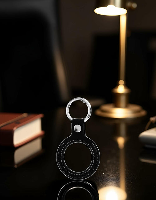 Load image into Gallery viewer, Sluswallow Black Leather Coin Holder Keychain Standard Size Black
