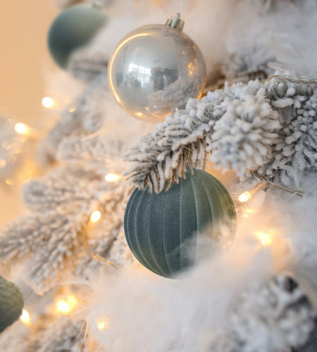KI Store Velvet Christmas Balls Lux Gray 25pcs Flocked Xmas Tree Decor