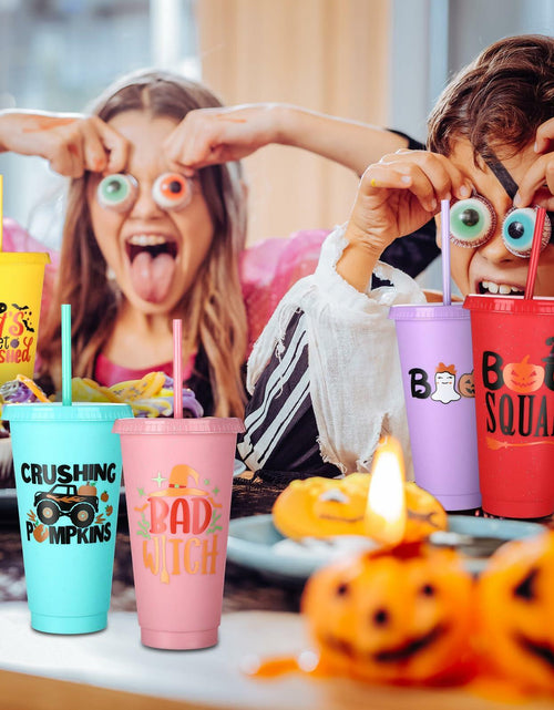 Load image into Gallery viewer, SiliFine 24oz Reusable Plastic Halloween Cups with Lid &amp; Straw 24 Pcs
