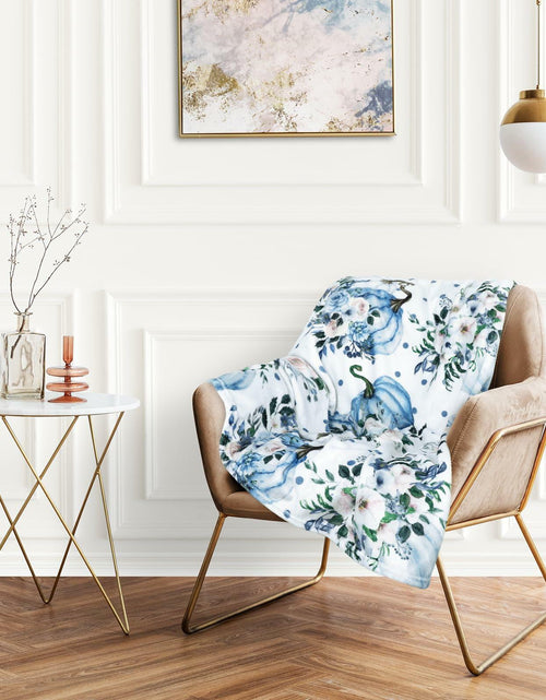 Load image into Gallery viewer, JarThenaAMCS Fall Fuzzy Chinoiserie Pumpkin Throw Blanket 50x60 Inch
