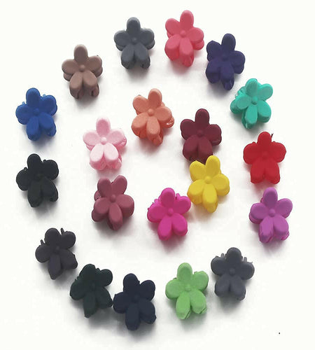 CYHYII 20Pcs Mini Colorful Flower Hair Pins Clips Barrettes Plastic