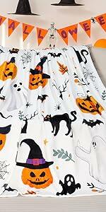 Load image into Gallery viewer, Tupmnbry Halloween Pumpkin Ghost Cat Throw Blanket Flannel 50x60
