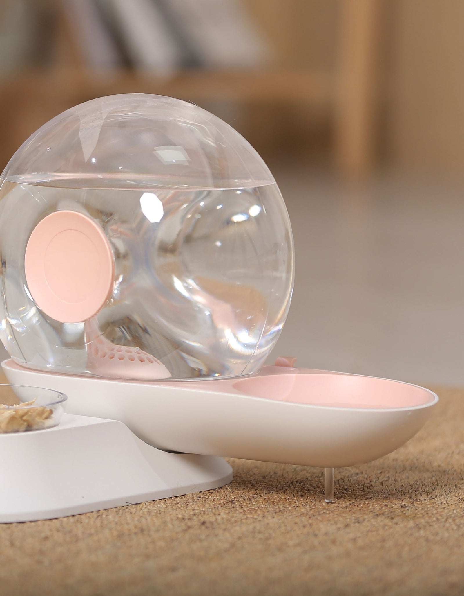 Pet Life ® 'Auto-Myst' Snail Shaped 2-in-1 Automated Gravity Pet Filtered Water Dispenser and Food Bowl