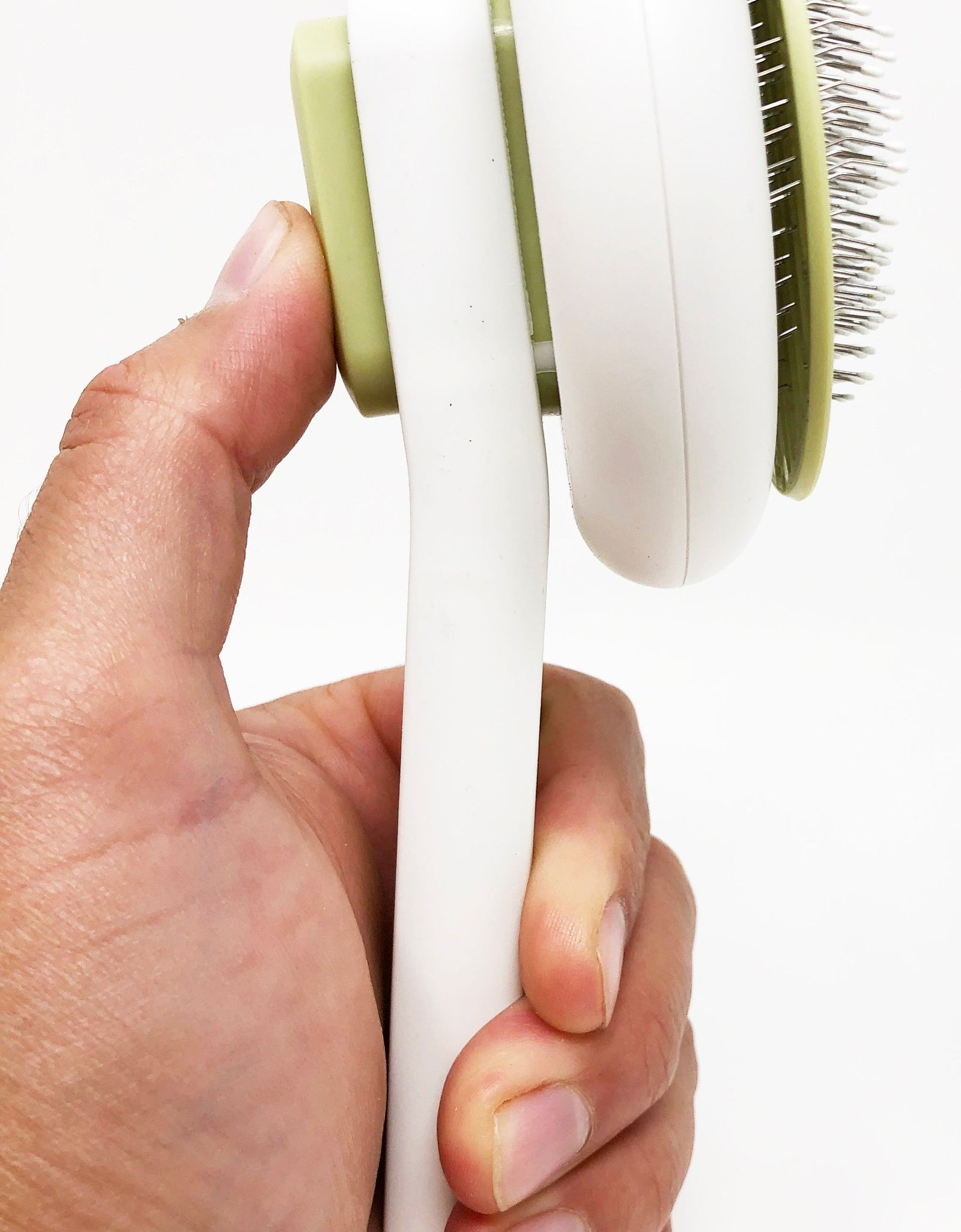 Pet Life ® 'Concepto' Modern Bristle Grooming Pet Deshedder Comb